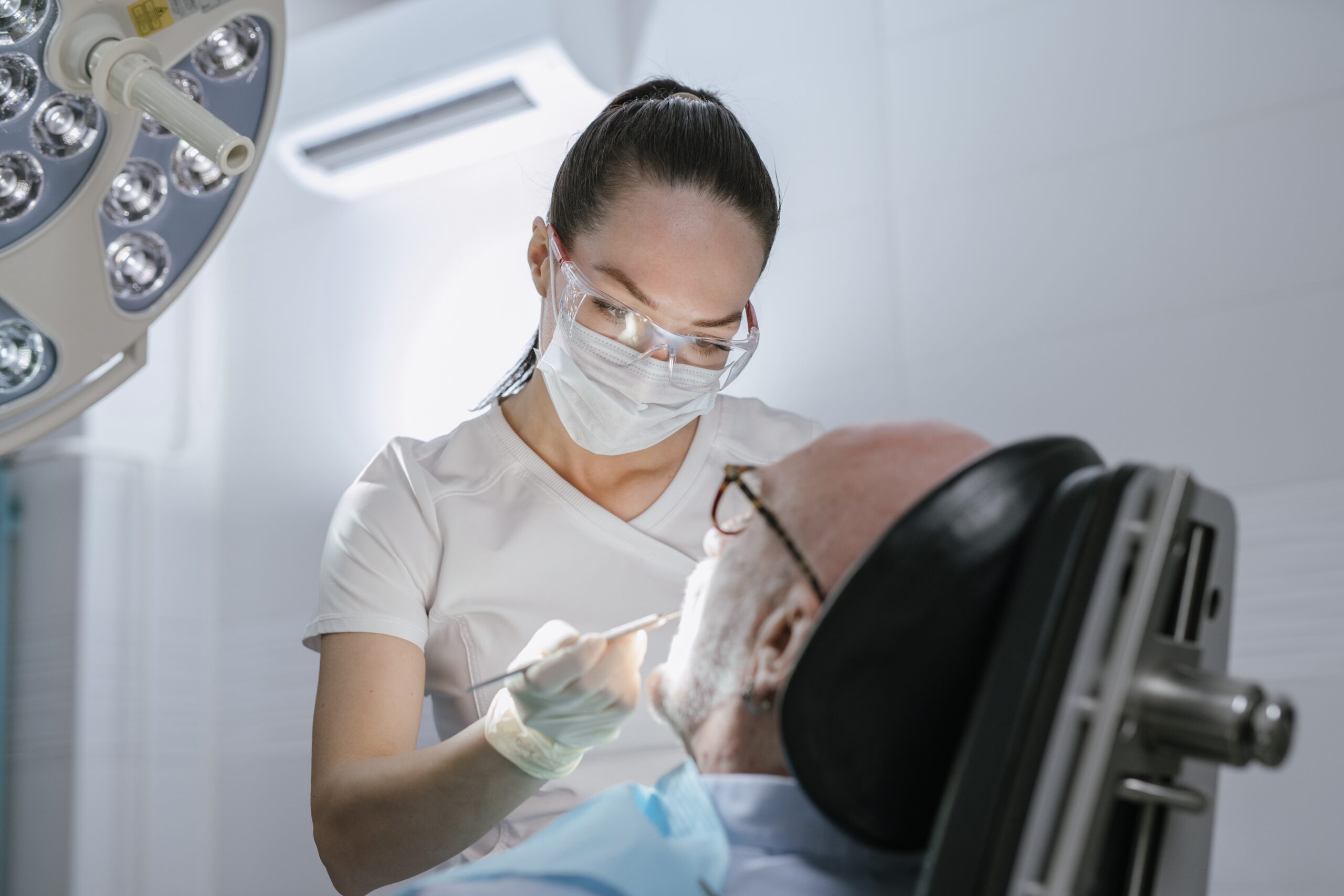 how do regular dental visits minimize your oral cancer risk